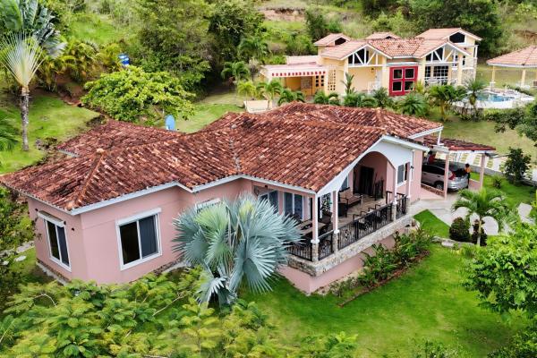 Stunning house for sale in trinity hills, panama