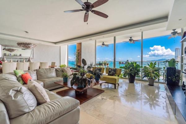Exclusive 3-bedroom apartment with spacious layout