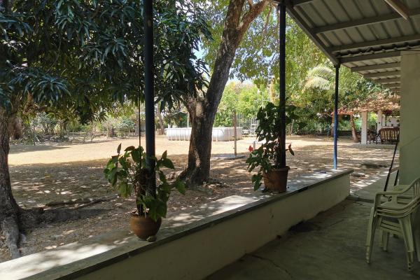 Terreno con casa en santa clara