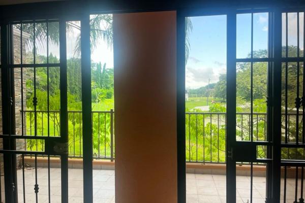 Banco vende ph embassy club, clayton