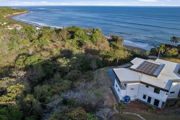 Modern ocean view home in los destiladeros