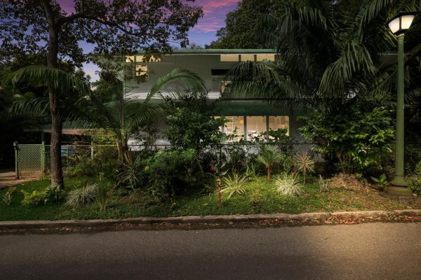Residencia histórica de la zona del canal de panamá