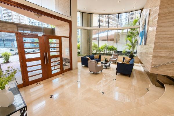 Venta de apartamento con vista al mar en punta paitilla