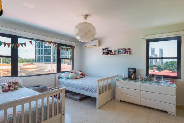 Sale of apartment in coco del mar, facing the sea, marina del rey