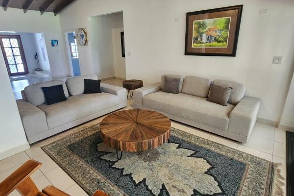 Luxury golf front home in coronado