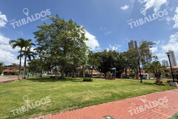 Sale of house in costa serena, costa del este