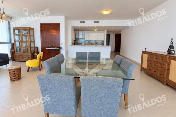 Oceanfront apartment for sale | 204 m2