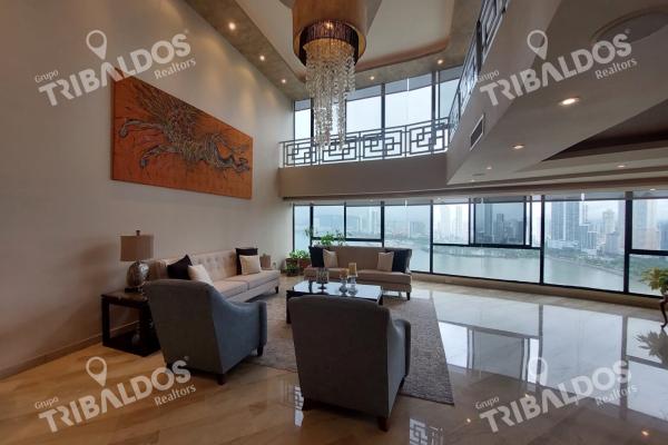 Venta de penthouse de dos pisos en paitilla