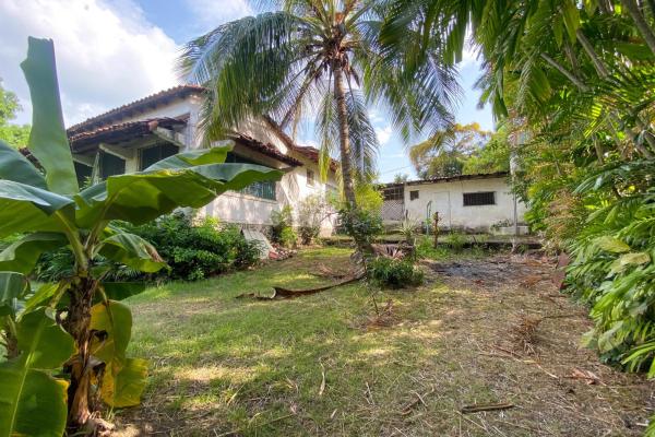 Venta de terreno en altos del golf