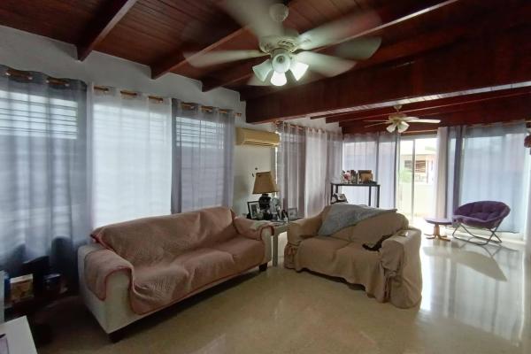 House for sale in altos de betania
