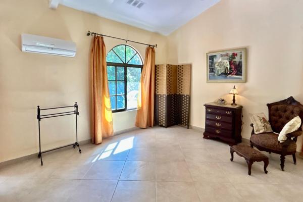 Casa en altos de maría con estudios independientes