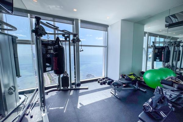 Luxury penthouse in panama city panama
