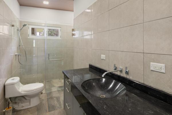Finca autosuficiente de 10 ha en venta cerca de boquete