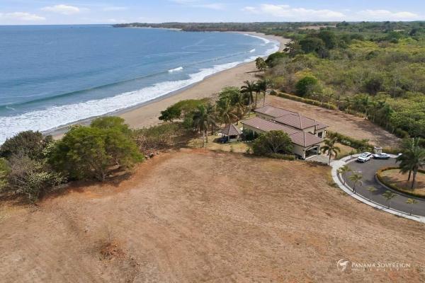 Costa pedasí beachfront lot – 35m premium frontage