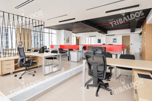 Furnished office for sale bicsa, 455 m² 8 parking