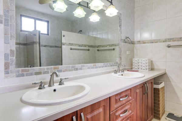 Brisas de los lagos in chorrera for sale and rent