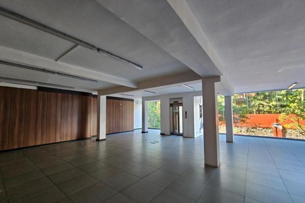 Se vende edificio en calle 48
