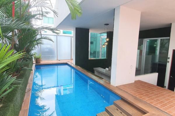 Venta casa en altos del golf con piscina propia