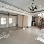Venta de casa unifamiliar en altos de panamá con piscina