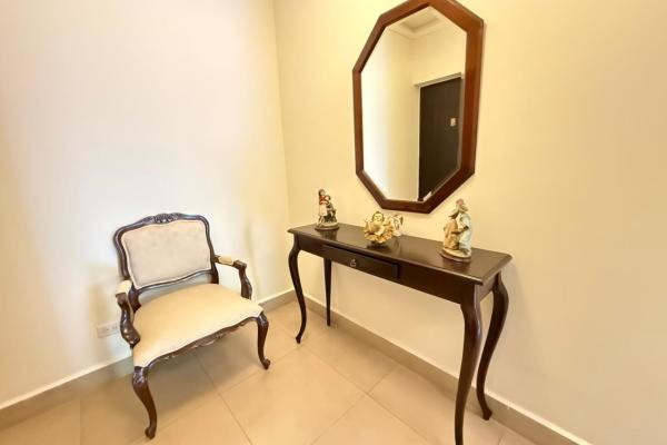 Venta de apartamento en embassy village albrook