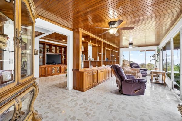 Highland investment estate with rare water concess