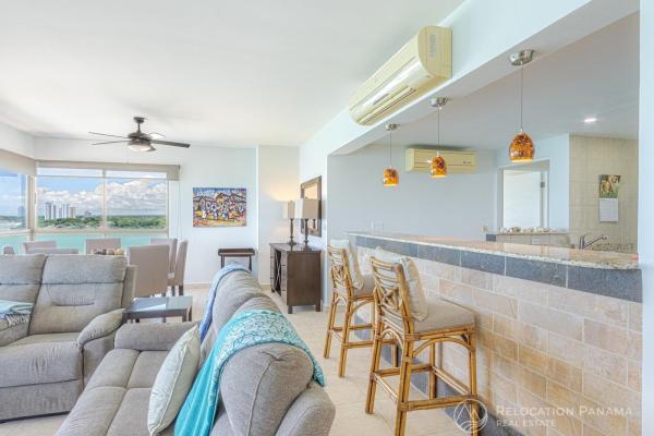 Condominio de lujo frente al mar en boutique biltmore – nueva gorgona