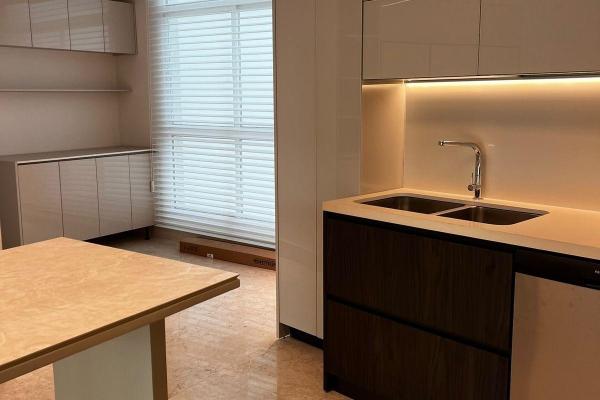 Ph santamaria signature crescent lane