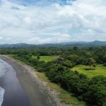 +9 hectáreas de terreno plano frente al mar en venta