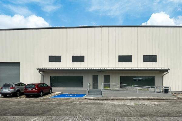 Logistics warehouse for sale in tocumen