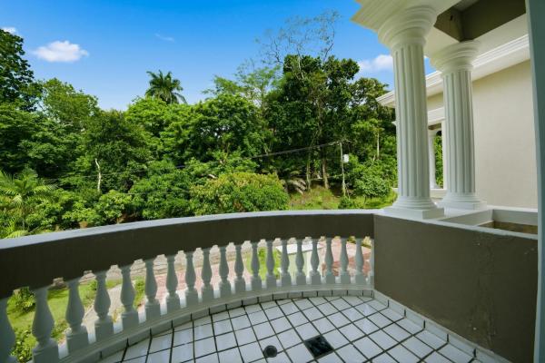 Single family house in llanos de curundu, ancon