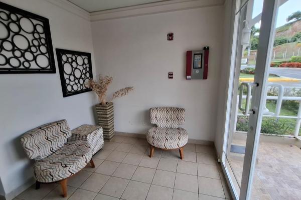 Venta de apartamento en ph altamarina, playa dorada