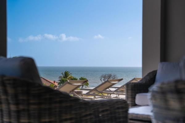 Casa moderna con vista al mar en andromeda estates pedasi