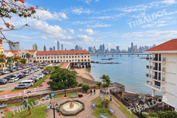 Residential building for sale in casco antiguo