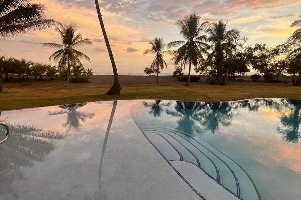 Charming coastal home for sale in coco beach, pana