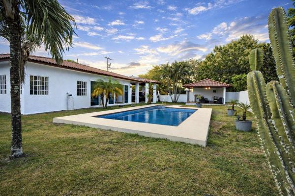 Tropical home in david panama