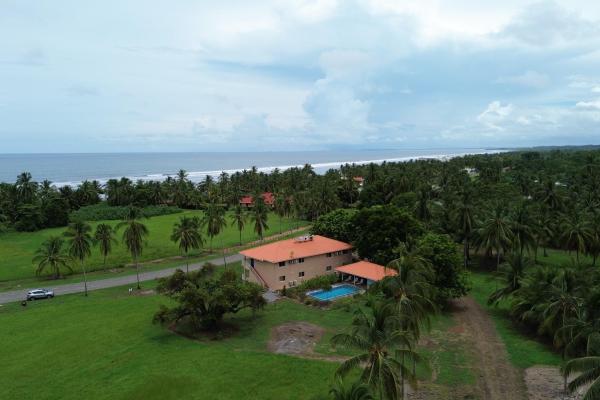 Condominio amueblado de 2 habitaciones en venta
