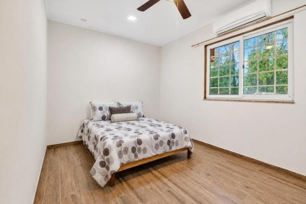 3-bedroom home & apartment near el estero beach