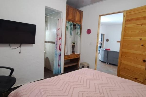 4 bedroom house with private pool and jacuzzi