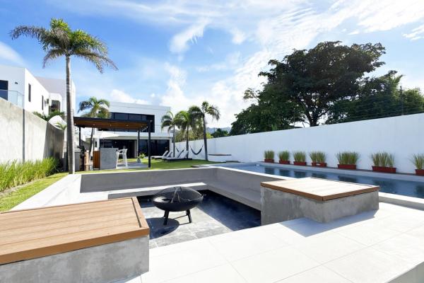 Casa moderna frente a playa malibu