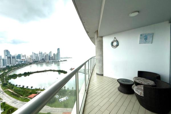 Ph yacht club for sale balboa avenue