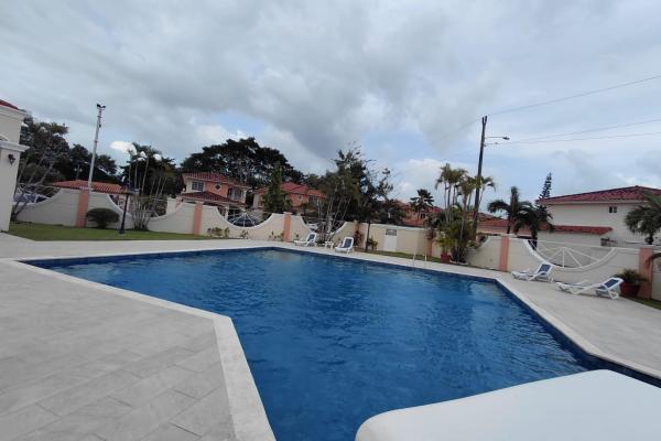 Casa en venta en costa sur - p.h. villa valencia