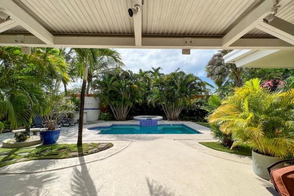 Hermosa casa privada en venta en coronado.