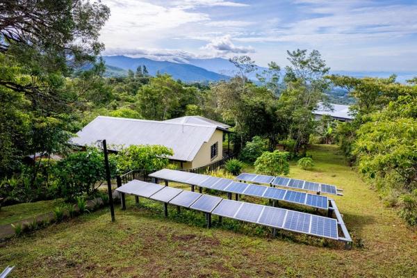 Casa 100% solar en jaramillo abajo, boquete