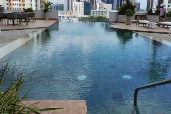Venta de apartamento en ph luxor torre 400