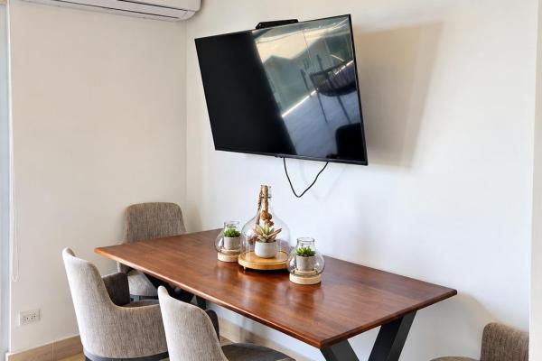 Apartamento frente a la playa con hermosas vistas al océano.