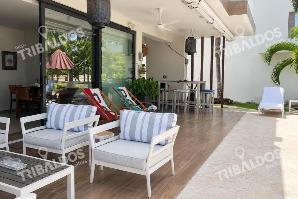 Private-pool beach residence in panama punta caelo