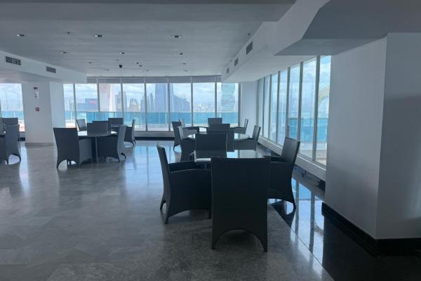 Apartamento en venta en grandbay tower