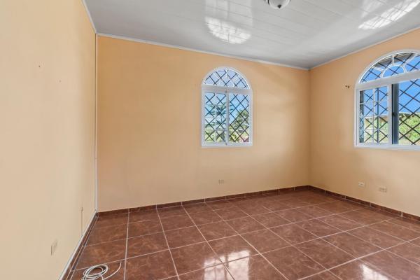 3 bedroom home with loft in alto boquete