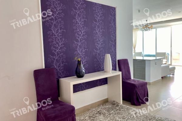 Apartamento en santa clara residences de 7 recámaras, 2 cocinas, 4 estacionamientos.