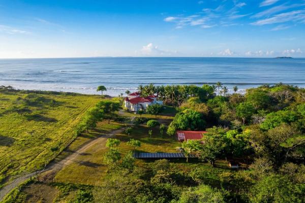 Finca frente al mar en 1,5 hectáreas en playa nanzal